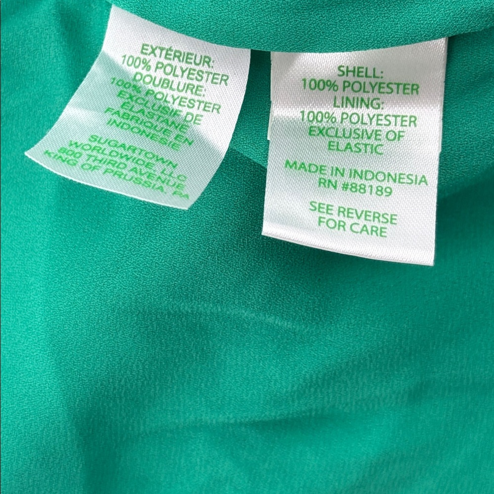 Lilly Pulitzer
Pamelyn Lileeze Dress size 12 - Picture 8 of 8